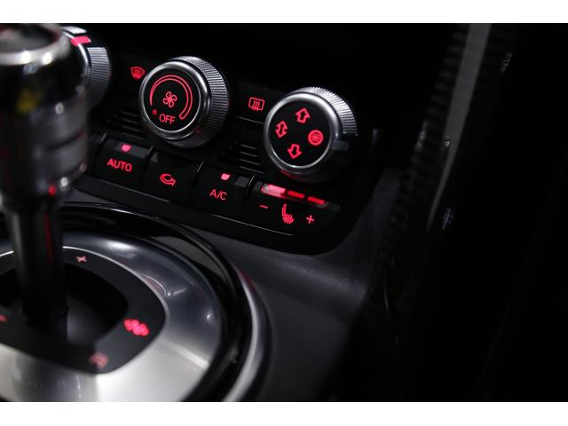 ベースグレード 右ハンドル V10 後期型 Sトロニック DCT マグネティックライドサス カーボンデコラティブパネル シートヒーター バックカメラ 2トーンレザー ナビ地デジ バックカメラ(64枚目)