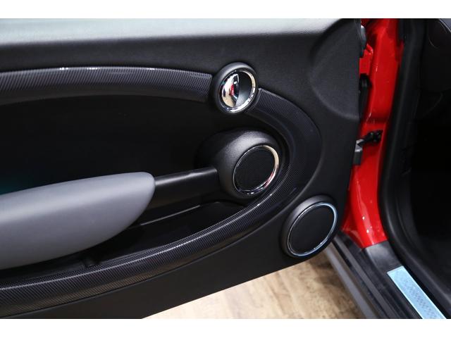 クーパーS 1オーナー 後期型 コントラストルーフ・ドアミラー ナビ地デジ R56 オートライト ドアバイザー マッドガード アイドリングストップ スポーツモード キセノン(23枚目)
