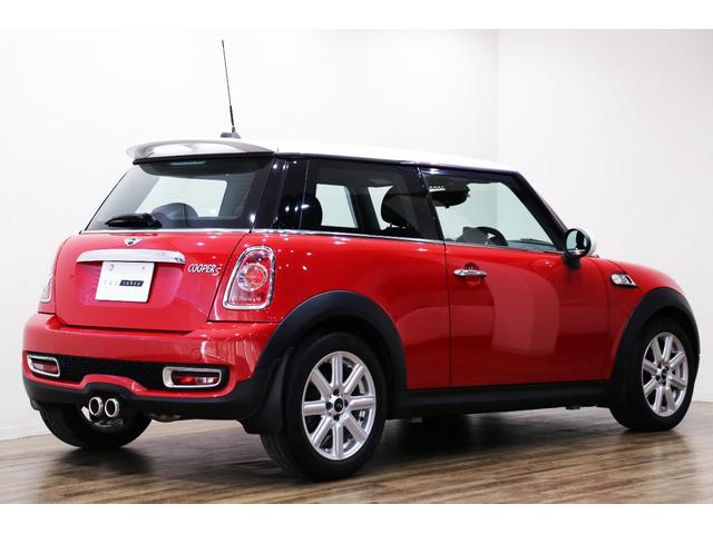 クーパーS 1オーナー 後期型 コントラストルーフ・ドアミラー ナビ地デジ R56 オートライト ドアバイザー マッドガード アイドリングストップ スポーツモード キセノン(33枚目)