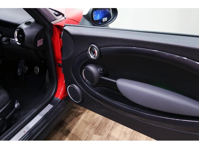 クーパーS 1オーナー 後期型 コントラストルーフ・ドアミラー ナビ地デジ R56 オートライト ドアバイザー マッドガード アイドリングストップ スポーツモード キセノン(43枚目)