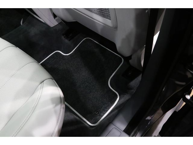 オートバイオグラフィ 後期型/1オ-ナ-/専用装備/ディーラー整備済/車検令和5年8月迄/LED/20インチアロイホイール/パノラマルーフ/LEDヘッドライト/オックスフォードオールレザーインテリア/ベンチレーター/(54枚目)