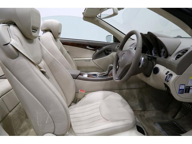 SL350 R230後期型/ダイヤモンドホワイト/ベージュレザー/右ハンドル/キーレスゴー/ナビ/地デジ/2021年4月ディーラー点検整備/EGオイル・フィルター交換ブレーキオイル交換、メイン・サブバッテリー交換(46枚目)