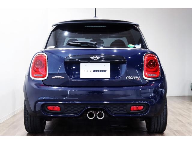 クーパーＳ　セブン　１オ－ナ－／ＪＣＷ　ＴｕｎｉｎｇＫｉｔ／ＪＣＷ　ＥｘｈａｕｓｔＳｙｓｔｅｍ／特別仕様車／専用装備／特別内外装色／コンフォートアクセス／ペッパーパッケージ／バックカメラ／アダプティブＬＥＤライト／(34枚目)