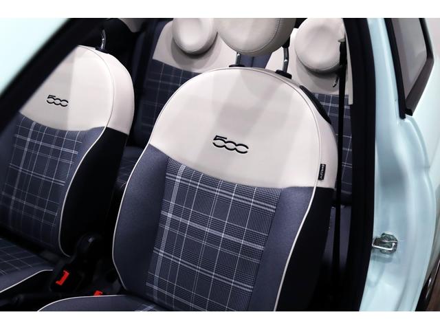 ５００Ｃ １．２　ポップ　特別カラー／限定１００台／１オーナー／ミントグリーン／新車保証２０２４年１１月迄／アイボリーｘブラック　ファブリックシート（チェック柄）／ＡｐｐｌｅＣａｒＰｌａｙ／Ｕコネクトディスプレイ／前後ドラレコ（20枚目）