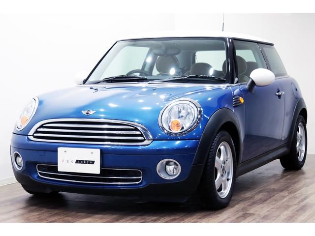 ＭＩＮＩ クーパー　１オーナー／６速マニュアル／６ＭＴ／ＣＡＢＡＮＡシートカバー／正規ディーラー整備記録９枚／１５インチアルミ／ホワイトルーフ・ミラーカバー／（6枚目）