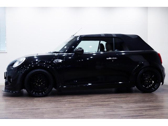 ＭＩＮＩ クーパーＳ　コンバーチブル　ＲＫｄｅｓｉｇｎエアロ／ＲＫｄｅｓｉｇｎマフラー／ＢＣｒａｃｉｎｇ車高調／ミニＹｏｕｒｓ幌／ＷＯＲＫ１８インチアルミ／ｎｅｗタイヤ／車検済／ＣＡＢＡＮＡシート／Ｂｌａｃｋエクステリア／シートヒーター（14枚目）