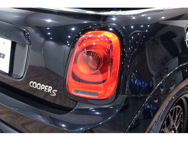 ＭＩＮＩ クーパーＳ　コンバーチブル　ＲＫｄｅｓｉｇｎエアロ／ＲＫｄｅｓｉｇｎマフラー／ＢＣｒａｃｉｎｇ車高調／ミニＹｏｕｒｓ幌／ＷＯＲＫ１８インチアルミ／ｎｅｗタイヤ／車検済／ＣＡＢＡＮＡシート／Ｂｌａｃｋエクステリア／シートヒーター（29枚目）