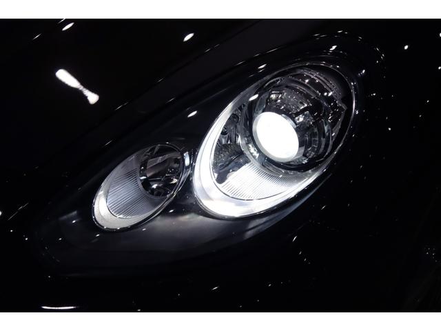 パナメーラ ４Ｓ　スポーツクロノパッケ－ジ／ＳＲ／スポエキ／ソフトクロ－ズ／ＯＰ色／電動ＳＲ／ＢＯＳＥ／Ｅ＆Ｄ／２０ＡＷ／ＰＤＬＳ／前後シ－トＨ／ベンチレ－タ－／レッドメ－タ－／ＬＣＷ／ステアリングＨ／３６０度カメラ（9枚目）