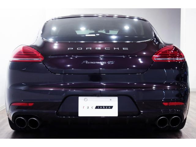 パナメーラ ４Ｓ　スポーツクロノパッケ－ジ／ＳＲ／スポエキ／ソフトクロ－ズ／ＯＰ色／電動ＳＲ／ＢＯＳＥ／Ｅ＆Ｄ／２０ＡＷ／ＰＤＬＳ／前後シ－トＨ／ベンチレ－タ－／レッドメ－タ－／ＬＣＷ／ステアリングＨ／３６０度カメラ（63枚目）