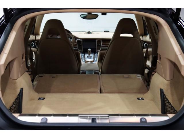 パナメーラ ４Ｓ　スポーツクロノパッケ－ジ／ＳＲ／スポエキ／ソフトクロ－ズ／ＯＰ色／電動ＳＲ／ＢＯＳＥ／Ｅ＆Ｄ／２０ＡＷ／ＰＤＬＳ／前後シ－トＨ／ベンチレ－タ－／レッドメ－タ－／ＬＣＷ／ステアリングＨ／３６０度カメラ（74枚目）