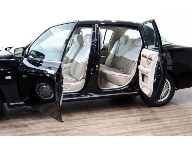 オリジン ベースグレード　トヨタ自動車生産累計１億台達成記念車／オリジナル／１０００台限定車／観音開き／初代トヨペット・クラウン／センチュリー／ハンドメイド／プログレ／本木目／バックカメラ／地デジ／ベージュレザー／（22枚目）