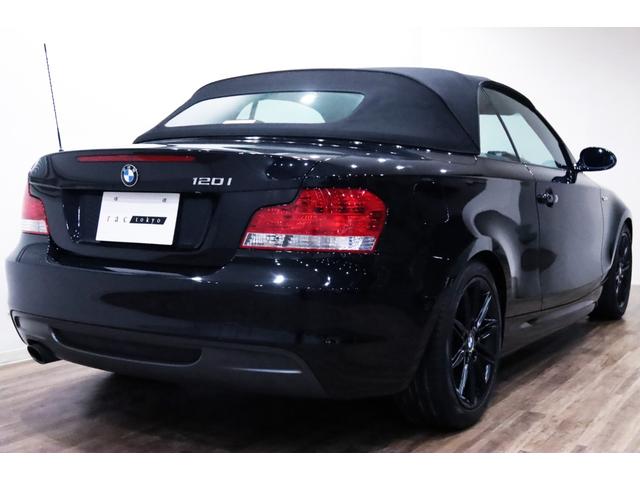 １シリーズ １２０ｉ　カブリオレ　Ｍスポ－ツパッケ－ジ／オプションカラ－／レッドボストンレザ－シ－ト／車検Ｒ９．０７迄／専用装備／Ｍエアロダイナミクスパッケ－ジ／１７インチブラックアルミホイール／オプショントリム／ブラックグリル（27枚目）