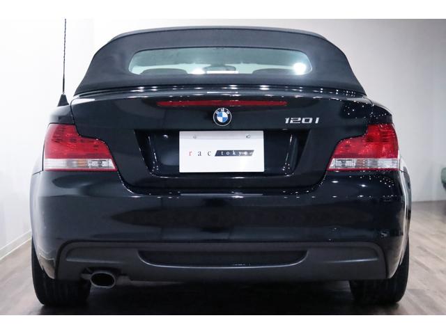 １シリーズ １２０ｉ　カブリオレ　Ｍスポ－ツパッケ－ジ／オプションカラ－／レッドボストンレザ－シ－ト／車検Ｒ９．０７迄／専用装備／Ｍエアロダイナミクスパッケ－ジ／１７インチブラックアルミホイール／オプショントリム／ブラックグリル（28枚目）