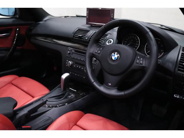 １シリーズ １２０ｉ　カブリオレ　Ｍスポ－ツパッケ－ジ／オプションカラ－／レッドボストンレザ－シ－ト／車検Ｒ９．０７迄／専用装備／Ｍエアロダイナミクスパッケ－ジ／１７インチブラックアルミホイール／オプショントリム／ブラックグリル（41枚目）