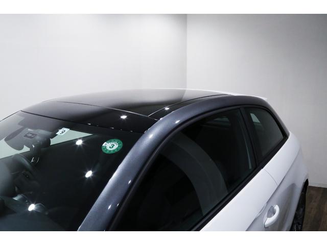 Ｓ１ ベースグレード　６速ＭＴ／サンル－フ／赤キャリパ－／コントラストル－フ／バックカメラ／車検Ｒ９．９迄／タイヤ新品／グレイシアホワイトＭ／フロアマット／ナビ地デジ／１８インチアルミ／ブラックハーフレザー（23枚目）