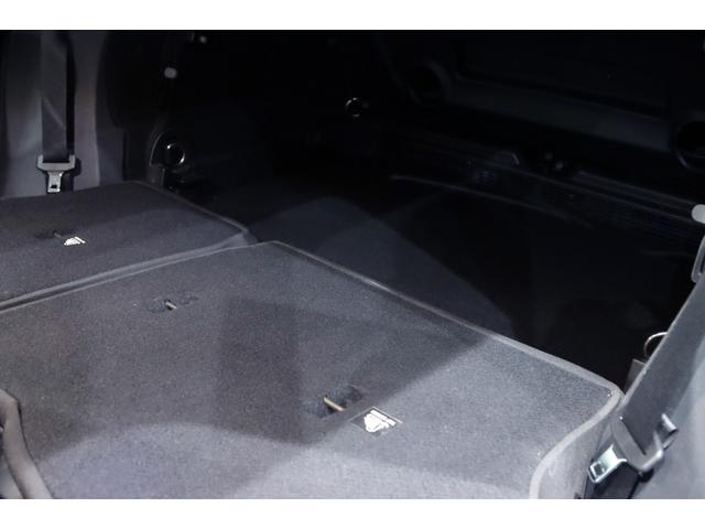 ＭＩＮＩ クーパーＳＤ　セブン　１オーナー／特別専用装備／専用シルバールーフ＆ミラーキャップ／専用ボンネットストライプ・１７インチアルミ・クロス×レザーダイヤモンドモルトブラウン・ドアシル／ＬＥＤヘッドライト／ＨＤＤナビ／（23枚目）
