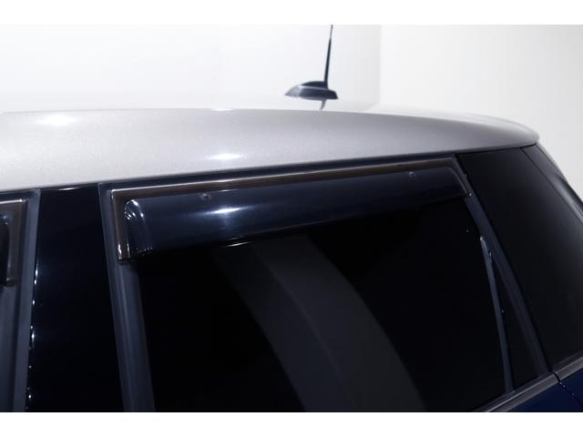 ＭＩＮＩ クーパーＳＤ　セブン　１オーナー／特別専用装備／専用シルバールーフ＆ミラーキャップ／専用ボンネットストライプ・１７インチアルミ・クロス×レザーダイヤモンドモルトブラウン・ドアシル／ＬＥＤヘッドライト／ＨＤＤナビ／（27枚目）