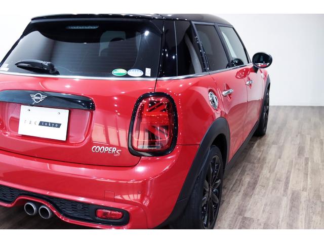 ＭＩＮＩ クーパーＳ　１オーナー／エナジェティックスタイル／Ｐｅｐｐｅｒパッケージ／地デジ／タイヤ新品／カメラ＆パーキングアシストパッケージ／ピアノブラックエクステリア／Ｙｏｕｒｓインテリアイルミネーテッド／（51枚目）