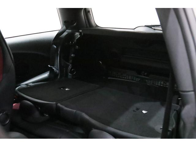 ＭＩＮＩ ジョンクーパーワークス　ＲＥＭＵＳ／ＫＷ／カーボンステア／ｈａｒｍａｎ／ｋａｒｄｏｎ／車検済／パッセンジャーデジタルメーター／ＢＥＷＩＴＨ／ＧｒｕｐｐｅＭ／ＮＭ　Ｅｎｇｉｎｅｅｒｉｎｇ／ペッパーＰＫＧ／ナビ男くんＢＥＳＴ２（25枚目）