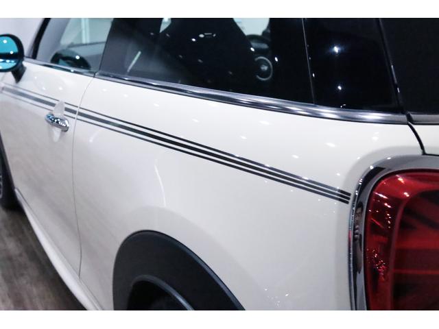 ＭＩＮＩ ジョンクーパーワークス　ＲＥＭＵＳ／ＫＷ／カーボンステア／ｈａｒｍａｎ／ｋａｒｄｏｎ／車検済／パッセンジャーデジタルメーター／ＢＥＷＩＴＨ／ＧｒｕｐｐｅＭ／ＮＭ　Ｅｎｇｉｎｅｅｒｉｎｇ／ペッパーＰＫＧ／ナビ男くんＢＥＳＴ２（35枚目）