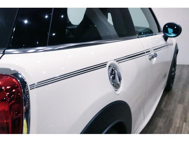 ＭＩＮＩ ジョンクーパーワークス　ＲＥＭＵＳ／ＫＷ／カーボンステア／ｈａｒｍａｎ／ｋａｒｄｏｎ／車検済／パッセンジャーデジタルメーター／ＢＥＷＩＴＨ／ＧｒｕｐｐｅＭ／ＮＭ　Ｅｎｇｉｎｅｅｒｉｎｇ／ペッパーＰＫＧ／ナビ男くんＢＥＳＴ２（40枚目）