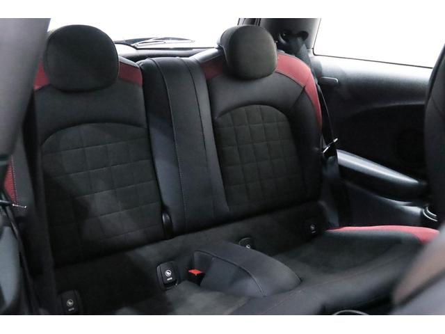 ＭＩＮＩ ジョンクーパーワークス　ＲＥＭＵＳ／ＫＷ／カーボンステア／ｈａｒｍａｎ／ｋａｒｄｏｎ／車検済／パッセンジャーデジタルメーター／ＢＥＷＩＴＨ／ＧｒｕｐｐｅＭ／ＮＭ　Ｅｎｇｉｎｅｅｒｉｎｇ／ペッパーＰＫＧ／ナビ男くんＢＥＳＴ２（65枚目）