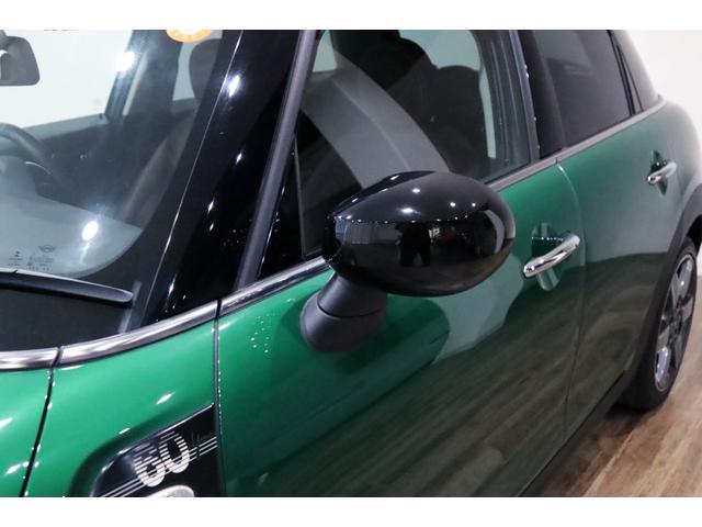 ＭＩＮＩ クーパーＳ　６０イヤーズエディション　専用装備／１オ－ナ－／ＭＩＮＩ誕生６０周年記念／１オーナー／レーシンググリーン／レザーラウンジダークマロン／カメラ＆パーキングアシストパッケージ／ドライビングモード／ペッパーパッケージ／シートヒータ－（26枚目）
