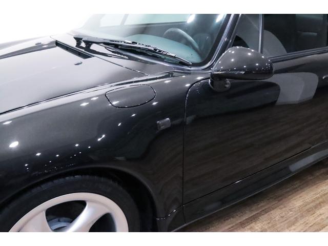 ９１１ ９１１カレラ４Ｓ　３．８Ｌエンジン（Ｍ６４／２１ＳＮ）／ＲＳ／６ＭＴ／プラスパッケ－ジ／カ－ボンインテリア・メ－タ－パネル・ダッシュパネル／スポ－ツステアリング／アルミシフトノブ・サイドブレ－キ／フルレザ－インテリア／（24枚目）