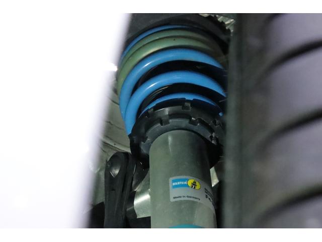 １シリーズ １１８ｉ　Ｍスポーツ　Ｓｕｐｅｒｓｐｒｉｎｔ／ＢＩＬＳＴＥＩＮ車高調／Ｋ＆Ｎ／ＫＥＬＬＥＮＥＲＳ　Ｅｘｋｌｕｓｉｖ　ｆｕｒサブコントローラー／Ｆリップスポイラー／Ｆグリル補強バー／社外スピーカー／アルカンターラドアハンドル（6枚目）