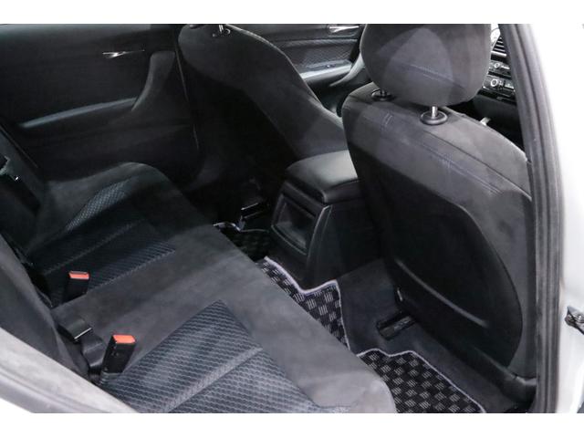 １シリーズ １１８ｉ　Ｍスポーツ　Ｓｕｐｅｒｓｐｒｉｎｔ／ＢＩＬＳＴＥＩＮ車高調／Ｋ＆Ｎ／ＫＥＬＬＥＮＥＲＳ　Ｅｘｋｌｕｓｉｖ　ｆｕｒサブコントローラー／Ｆリップスポイラー／Ｆグリル補強バー／社外スピーカー／アルカンターラドアハンドル（63枚目）