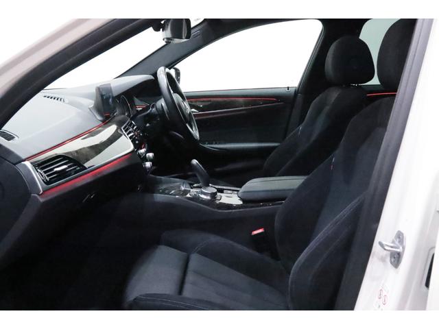 5シリーズ 523dツーリング Mスポーツ パノラマサンル-フ/Mスポ-ツブレ-キ・サスペンション・レザ-ステアリング・スポ-ツシ-ト/Mロゴドアシルプレ-ト/パ-キングアシストプラス/ドライビングアシストプラス/四輪操舵/IAS/(12枚目)