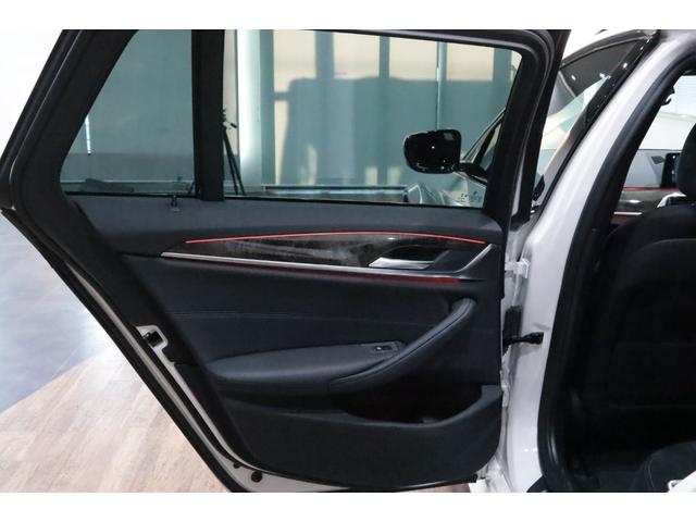 5シリーズ 523dツーリング Mスポーツ パノラマサンル-フ/Mスポ-ツブレ-キ・サスペンション・レザ-ステアリング・スポ-ツシ-ト/Mロゴドアシルプレ-ト/パ-キングアシストプラス/ドライビングアシストプラス/四輪操舵/IAS/(25枚目)