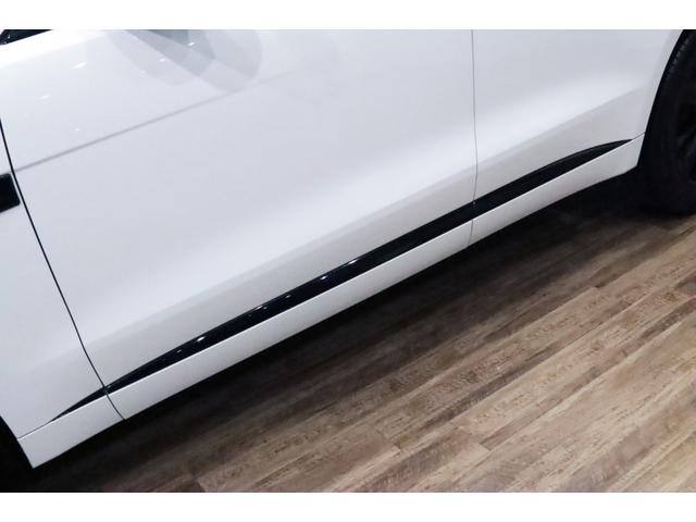Fペイス R-ダイナミック HSE P250 1オ-ナ-/後期/ブラックエクステリアパック/専用ボディキット/マ-ズレッドレザ-スポ-ツシ-ト/20AW/タイヤ新品/11.4インチタッチスクリ-ン/ワイヤレスAppleCarPlay/3Dカメラ(14枚目)