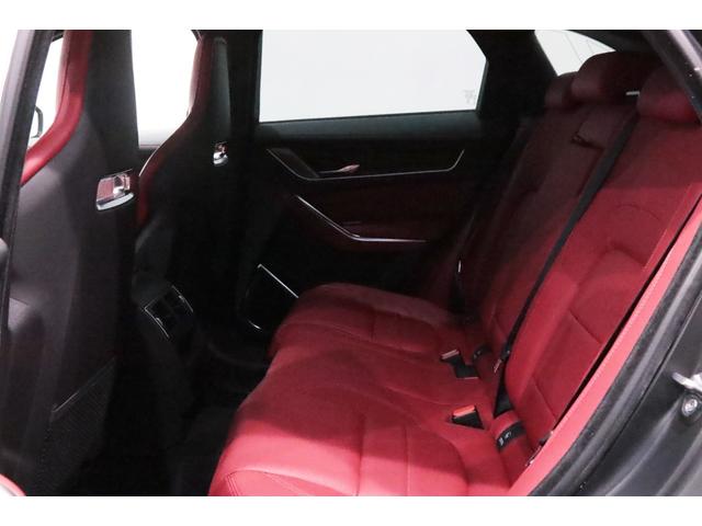Fペイス R-ダイナミック HSE P250 1オ-ナ-/後期/ブラックエクステリアパック/専用ボディキット/マ-ズレッドレザ-スポ-ツシ-ト/20AW/タイヤ新品/11.4インチタッチスクリ-ン/ワイヤレスAppleCarPlay/3Dカメラ(31枚目)