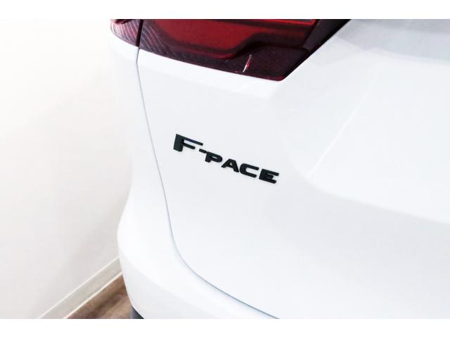 Fペイス R-ダイナミック HSE P250 1オ-ナ-/後期/ブラックエクステリアパック/専用ボディキット/マ-ズレッドレザ-スポ-ツシ-ト/20AW/タイヤ新品/11.4インチタッチスクリ-ン/ワイヤレスAppleCarPlay/3Dカメラ(45枚目)