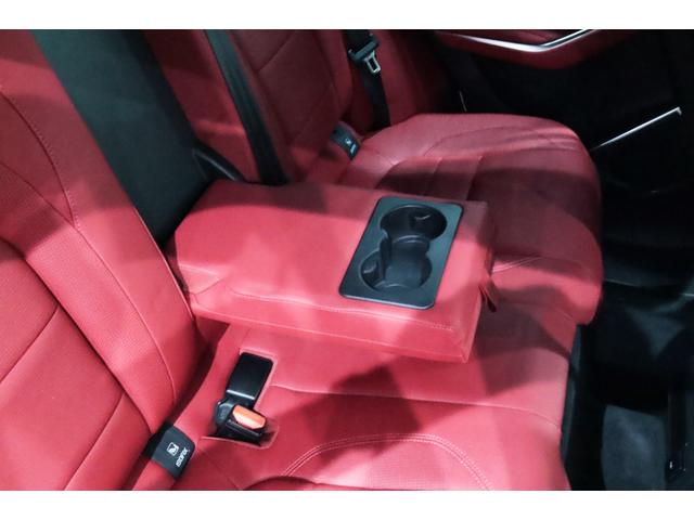 Fペイス R-ダイナミック HSE P250 1オ-ナ-/後期/ブラックエクステリアパック/専用ボディキット/マ-ズレッドレザ-スポ-ツシ-ト/20AW/タイヤ新品/11.4インチタッチスクリ-ン/ワイヤレスAppleCarPlay/3Dカメラ(54枚目)