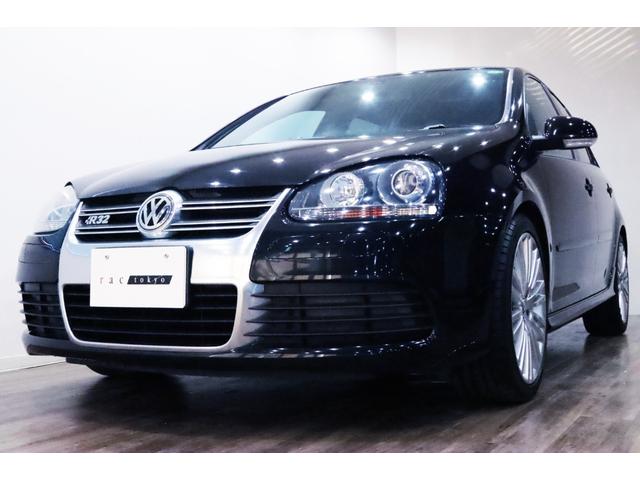 ゴルフ R32 VR6/3.2L/DSG/4モーション/専用装備/ブラックマジックパールエフェクト/18インチアルミ/キセノンヘッドライト/アルミニウムトリム・ペダル/黒革シート/シートヒーター/(2枚目)