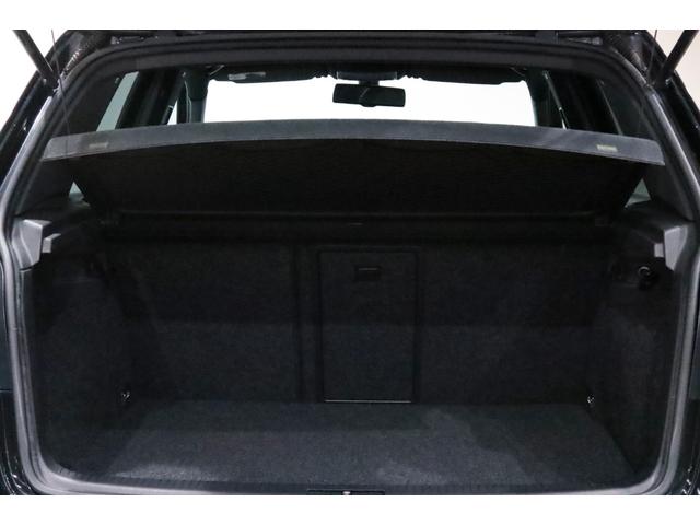 ゴルフ R32 VR6/3.2L/DSG/4モーション/専用装備/ブラックマジックパールエフェクト/18インチアルミ/キセノンヘッドライト/アルミニウムトリム・ペダル/黒革シート/シートヒーター/(46枚目)