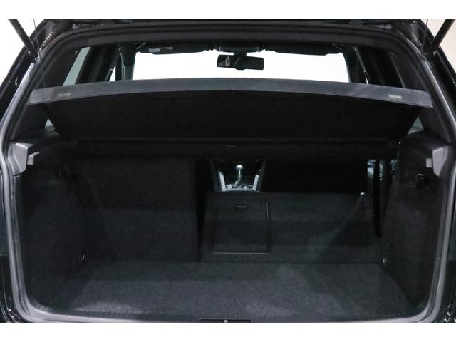 ゴルフ R32 VR6/3.2L/DSG/4モーション/専用装備/ブラックマジックパールエフェクト/18インチアルミ/キセノンヘッドライト/アルミニウムトリム・ペダル/黒革シート/シートヒーター/(47枚目)