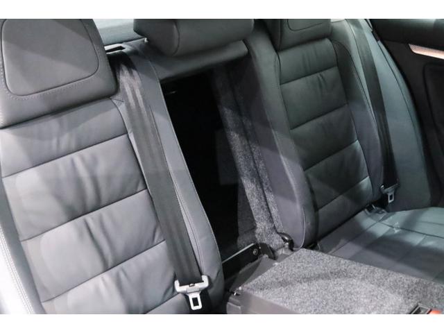 ゴルフ R32 VR6/3.2L/DSG/4モーション/専用装備/ブラックマジックパールエフェクト/18インチアルミ/キセノンヘッドライト/アルミニウムトリム・ペダル/黒革シート/シートヒーター/(51枚目)