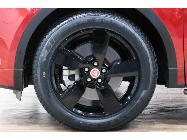 Eペイス R‐ダイナミック S 250PS 専用装備/ブラックパック/オプションカラ-/ベ-ジュレザ-/ドライブプロパック/コ-ルドクライメ-トパック/パワ-テ-ルゲ-ト/キ-レスエントリ-/アダプティブダイナミクス/タイヤ新品/車検R9.11(5枚目)