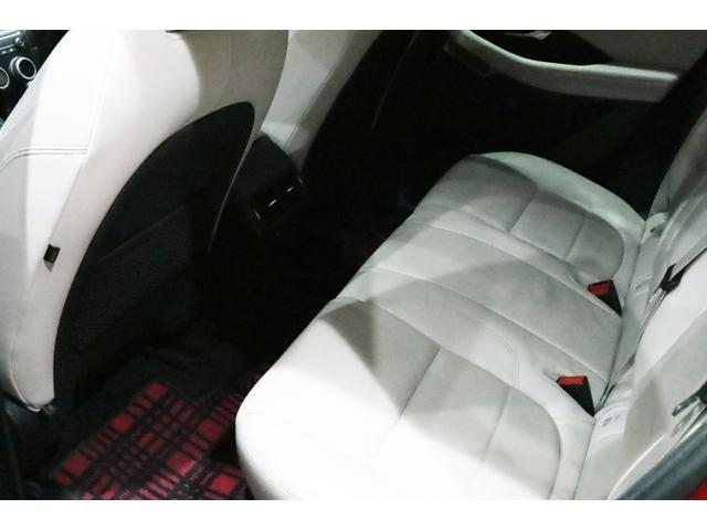 Eペイス R‐ダイナミック S 250PS 専用装備/ブラックパック/オプションカラ-/ベ-ジュレザ-/ドライブプロパック/コ-ルドクライメ-トパック/パワ-テ-ルゲ-ト/キ-レスエントリ-/アダプティブダイナミクス/タイヤ新品/車検R9.11(28枚目)