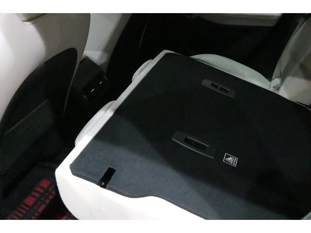 Eペイス R‐ダイナミック S 250PS 専用装備/ブラックパック/オプションカラ-/ベ-ジュレザ-/ドライブプロパック/コ-ルドクライメ-トパック/パワ-テ-ルゲ-ト/キ-レスエントリ-/アダプティブダイナミクス/タイヤ新品/車検R9.11(29枚目)