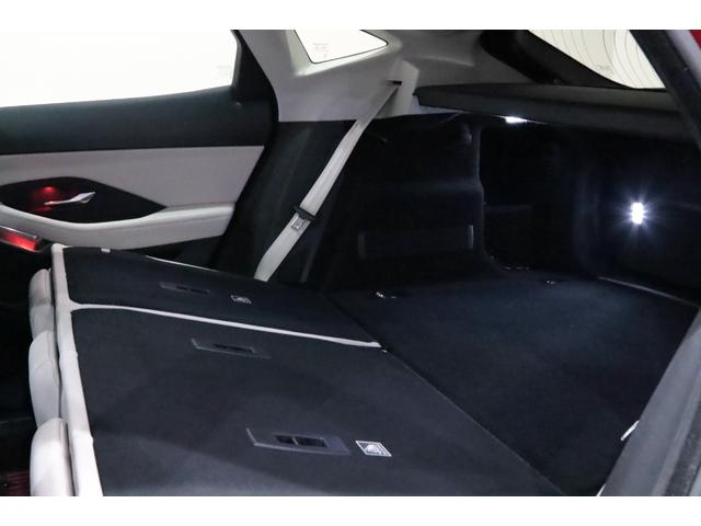 Eペイス R‐ダイナミック S 250PS 専用装備/ブラックパック/オプションカラ-/ベ-ジュレザ-/ドライブプロパック/コ-ルドクライメ-トパック/パワ-テ-ルゲ-ト/キ-レスエントリ-/アダプティブダイナミクス/タイヤ新品/車検R9.11(31枚目)