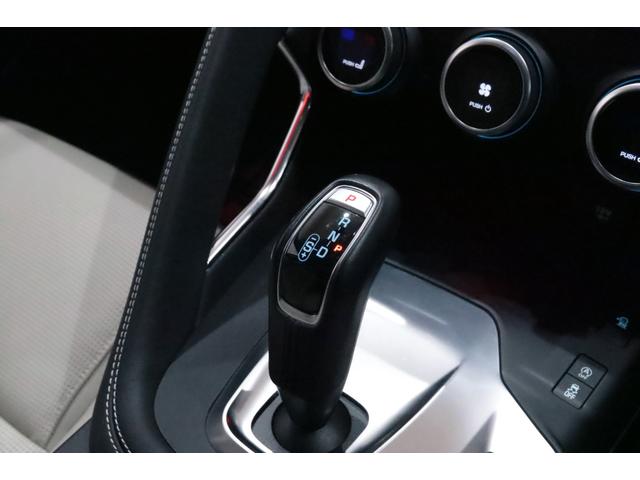 Eペイス R‐ダイナミック S 250PS 専用装備/ブラックパック/オプションカラ-/ベ-ジュレザ-/ドライブプロパック/コ-ルドクライメ-トパック/パワ-テ-ルゲ-ト/キ-レスエントリ-/アダプティブダイナミクス/タイヤ新品/車検R9.11(62枚目)