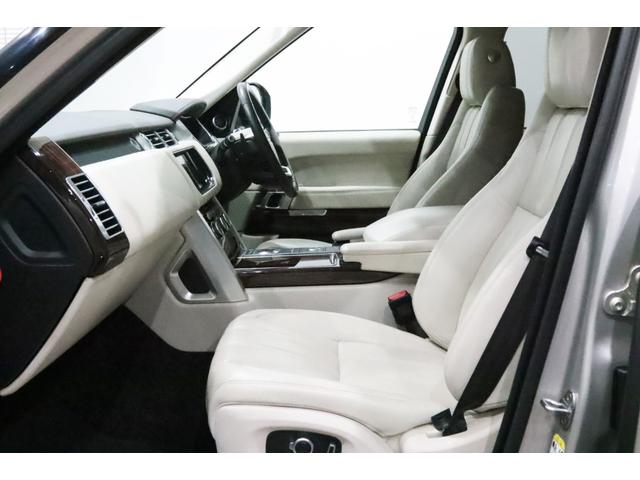 レンジローバー 3.0 V6 スーパーチャージド ヴォーグ ダ-クグレ-エクステリアパック/フロントベンチレ-タ-/プレミアムメタリック/テレインレスポンス2/360°パ-キングエイド/フロントフォグランプ/ACC/20インチアルミ/アイボリ-レザ-/ドラレコ(11枚目)