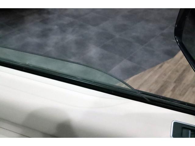 レンジローバー 3.0 V6 スーパーチャージド ヴォーグ ダ-クグレ-エクステリアパック/フロントベンチレ-タ-/プレミアムメタリック/テレインレスポンス2/360°パ-キングエイド/フロントフォグランプ/ACC/20インチアルミ/アイボリ-レザ-/ドラレコ(23枚目)