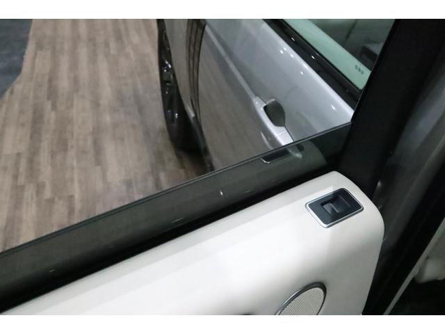 レンジローバー 3.0 V6 スーパーチャージド ヴォーグ ダ-クグレ-エクステリアパック/フロントベンチレ-タ-/プレミアムメタリック/テレインレスポンス2/360°パ-キングエイド/フロントフォグランプ/ACC/20インチアルミ/アイボリ-レザ-/ドラレコ(24枚目)