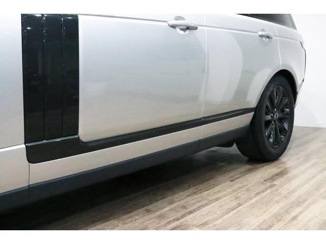 レンジローバー 3.0 V6 スーパーチャージド ヴォーグ ダ-クグレ-エクステリアパック/フロントベンチレ-タ-/プレミアムメタリック/テレインレスポンス2/360°パ-キングエイド/フロントフォグランプ/ACC/20インチアルミ/アイボリ-レザ-/ドラレコ(31枚目)