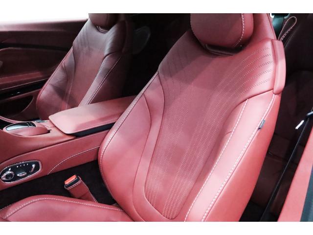 DB11 ローンチエディション 世界限定1000台/右ハンドル/フロントベンチレ-ション/ピアノブラックインテリアトリム/パワ-シ-トボルスタ-/プライバシ-ガラス/コントラストステッチ/ヘッドレスト刺繍//カラ-クレストキャップ/(20枚目)